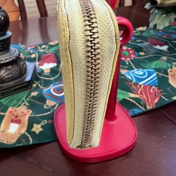 FURLA Leather Wallet Authentic Bought in Japan - Picture 12 of 14